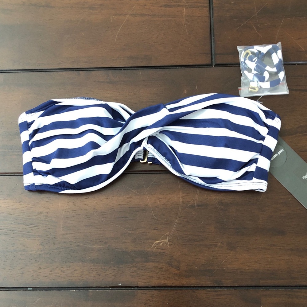 NWT Mossimo Bikini Top